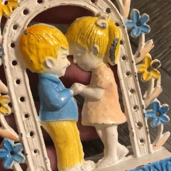 Vintage Retro Revere Mfg Metal Earring Holder Stand "Love Is Sharing" - Picture 8 of 13